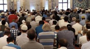 Bayram Namazı saat kaçta kılınacak!