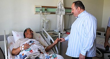 Ekinci'den hastalara moral ziyareti