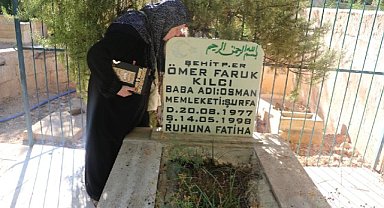 Şehit annesi Kur’an-ı Kerim ile tanıştı