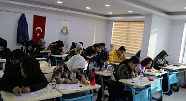 Gençler YKS'ye Haliliye Belediyesi İle Hazırlanıyor 