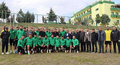 Vali Ayhan’dan Şanlıurfaspor’a moral ziyareti