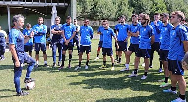 Şanlıurfaspor'un yeni sezon kadrosu açıklandı