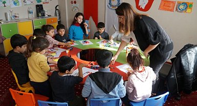 Haliliye'de kadınlar zamanı verimli geçiriyor