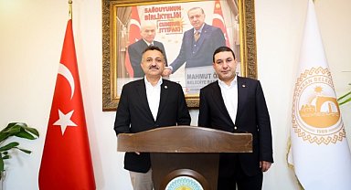 Vekil Başak, Başkan Özyavuz’u ziyaret etti