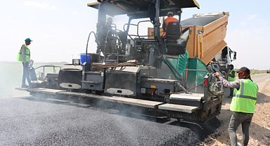 Büyükşehir 13 İlçede yol atağı başlattı