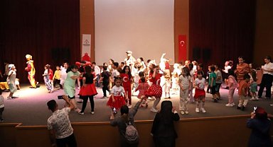Karaköprü'de çocuklar doyasıyla eğlendi!