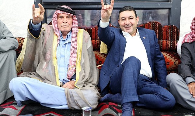Başkan Özyavuz vatandaşla iç içe
